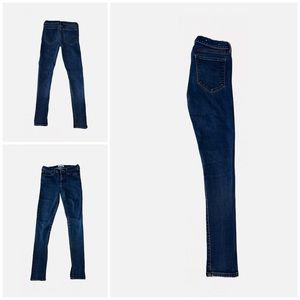 Size 27 Banana Republic Skinny Jeans